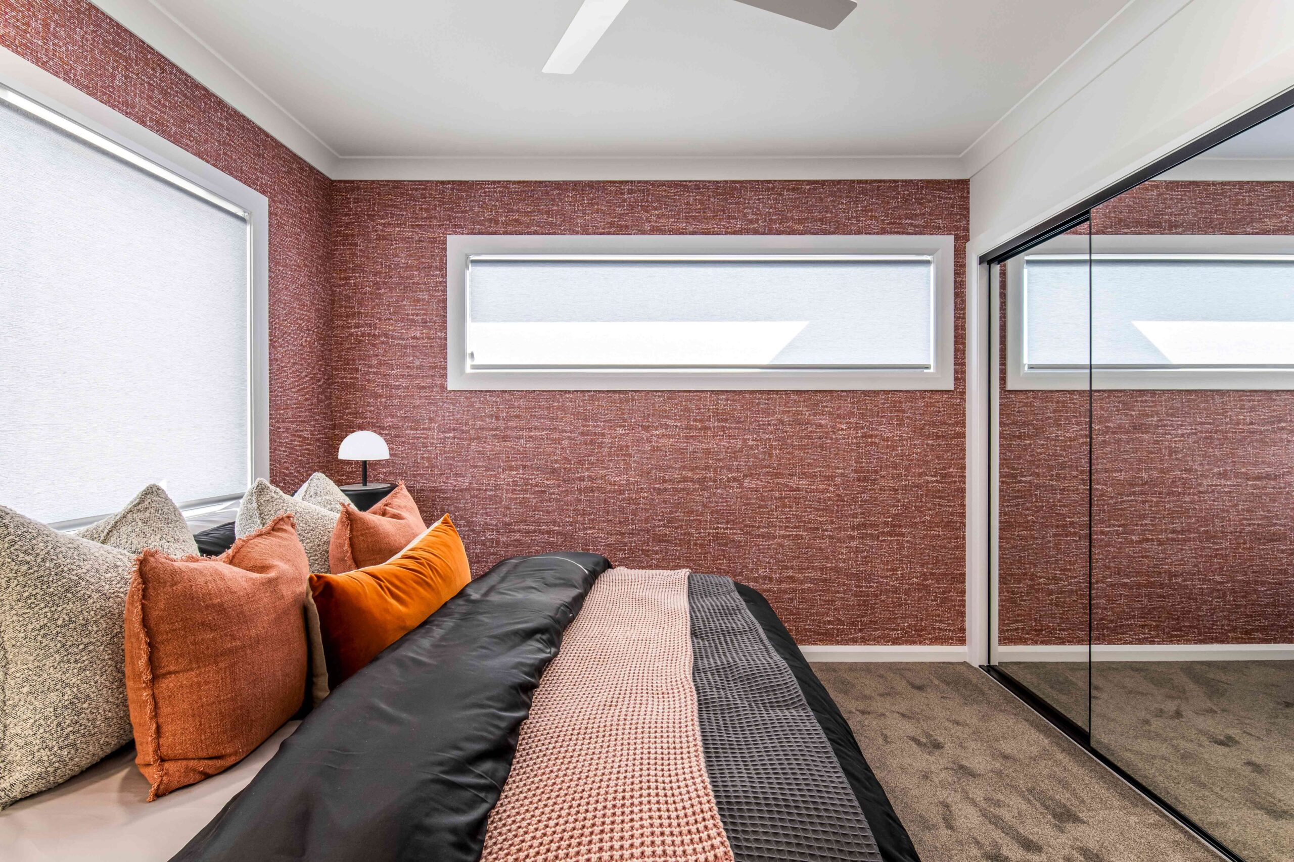 Hh Display Flagstone Mahogany 23 Bedroom5